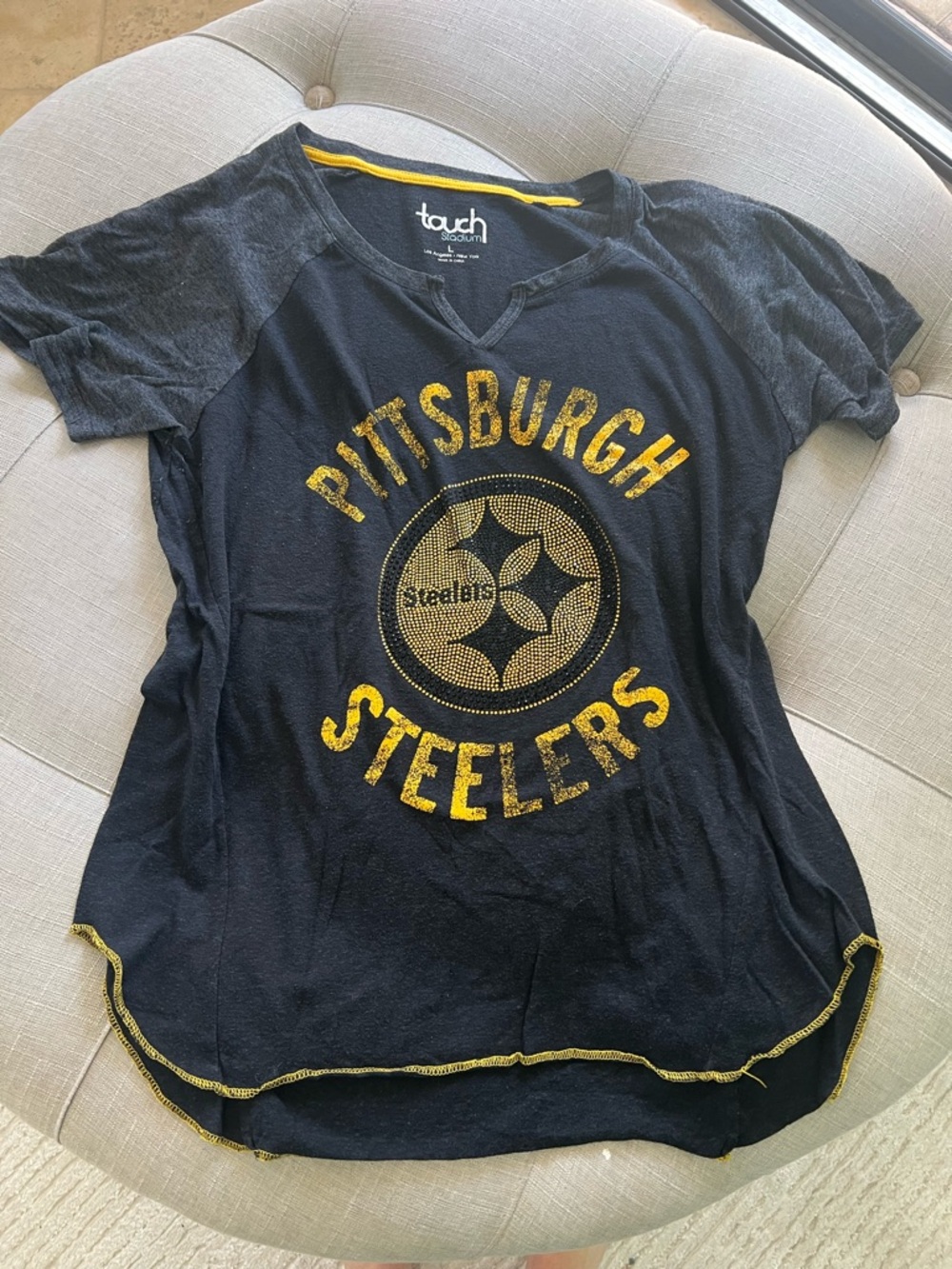 Touch by Alyssa Milano Women’s Pittsburgh Steelers Black & Gold Tee